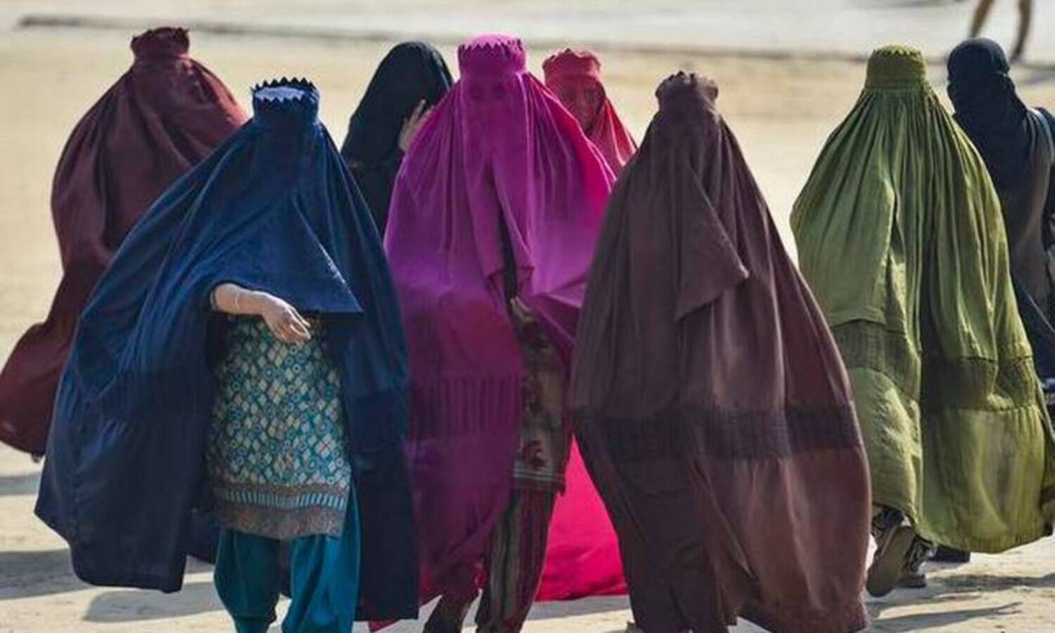 UN holds emergency meeting on Taliban crackdown on women