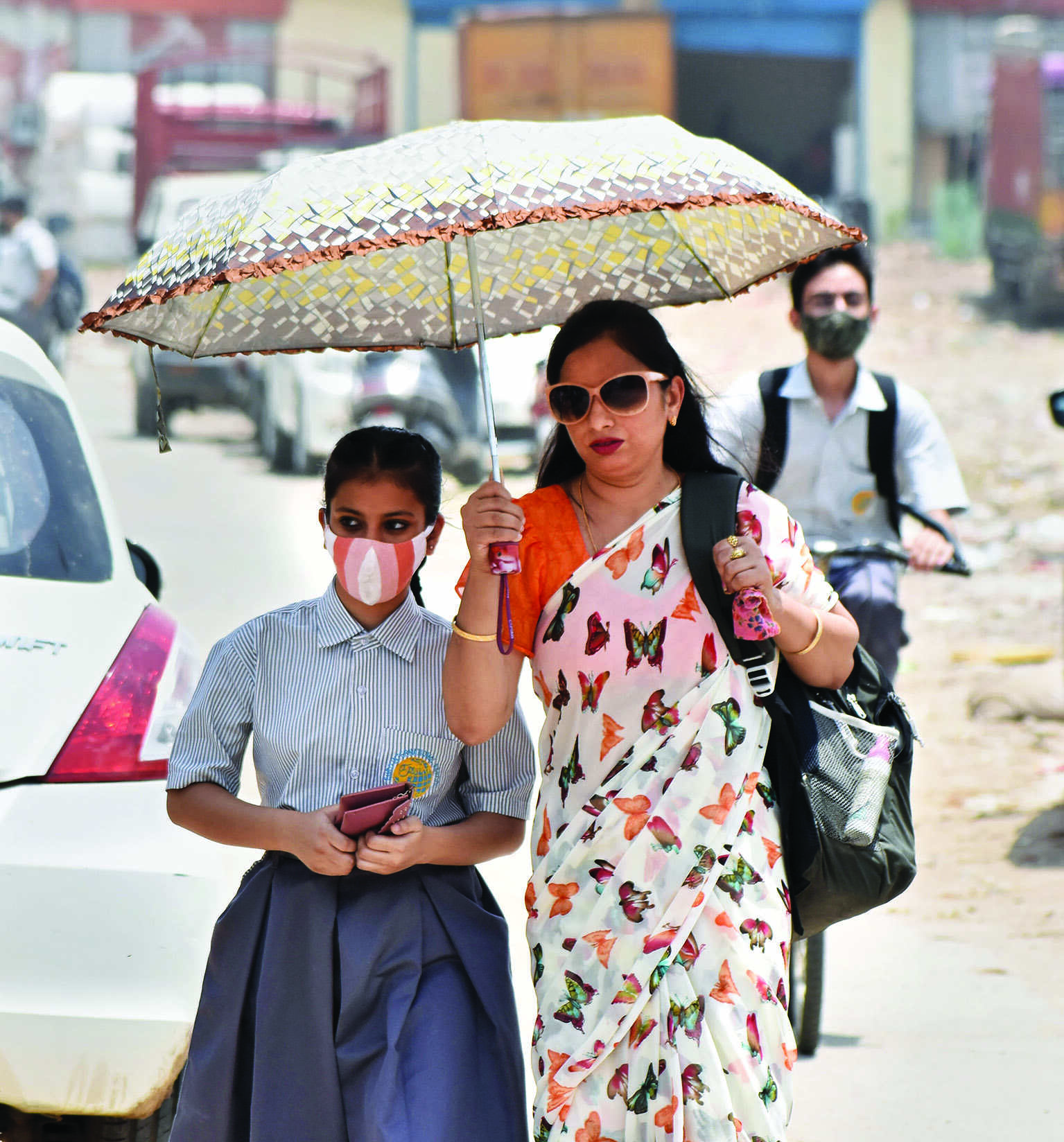 Heatwave builds up in parts of city; temp crosses 46 deg C at Najafgarh