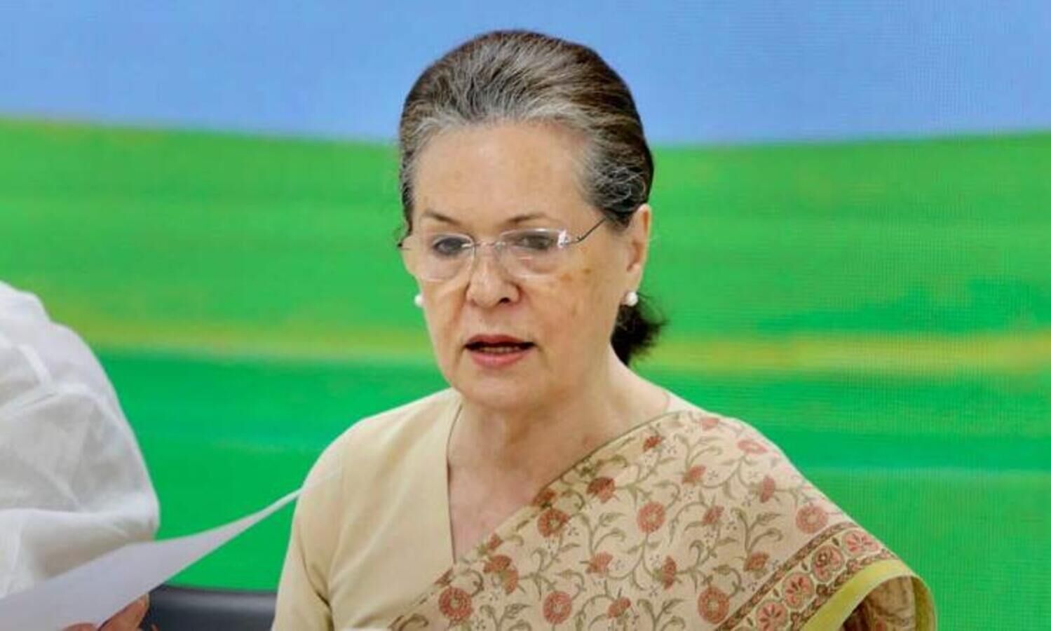 Sonia announces forming political advisory group, task force on organisation reforms