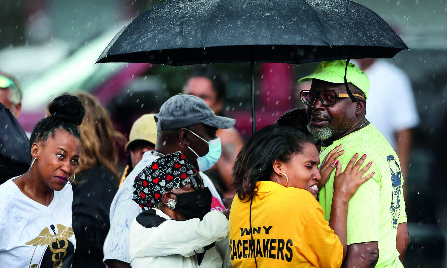 Shoppers, guard among 10 dead in Buffalo supermarket attack