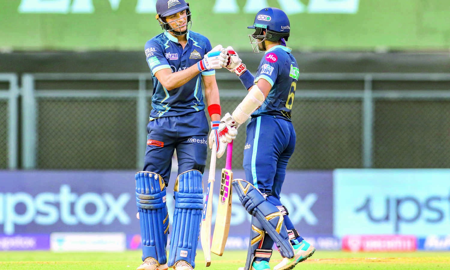 Gujarat Titans tame CSK to secure top-two finish