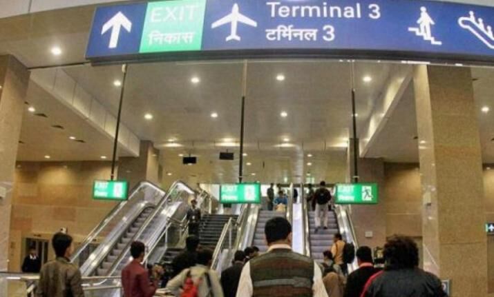 84 workers at 42 airports found drunk on duty between Jan 2021-Mar 2022; 64 pc were drivers: DGCA 84 workers at 42 airports found drunk on duty between Jan 2021-Mar 2022; 64 pc were drivers: DGCA