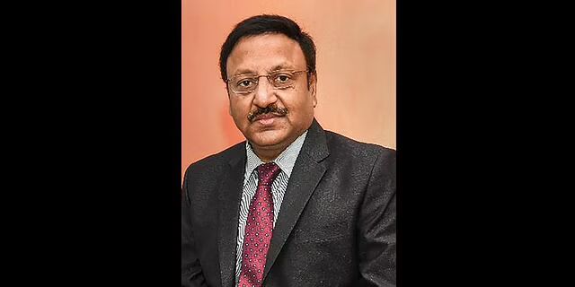 Rajiv Kumar assumes charge as chief election commissioner Rajiv Kumar assumes charge as chief election commissioner