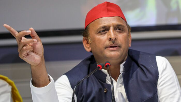 Akhilesh Yadav targets BJP govt over removal of UP police chief