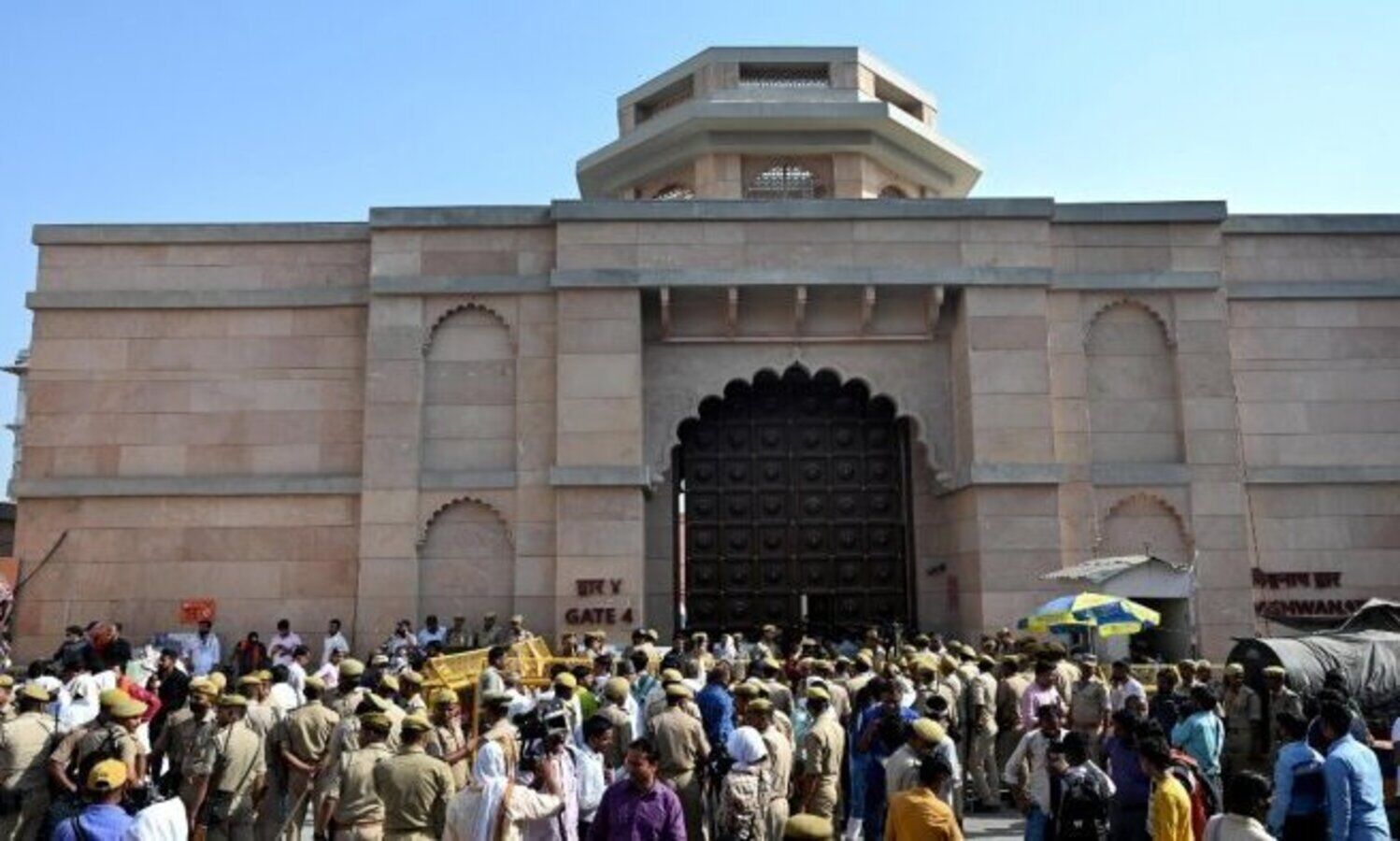 SC to hear plea of Gyanvapi mosque committee against survey on Tuesday