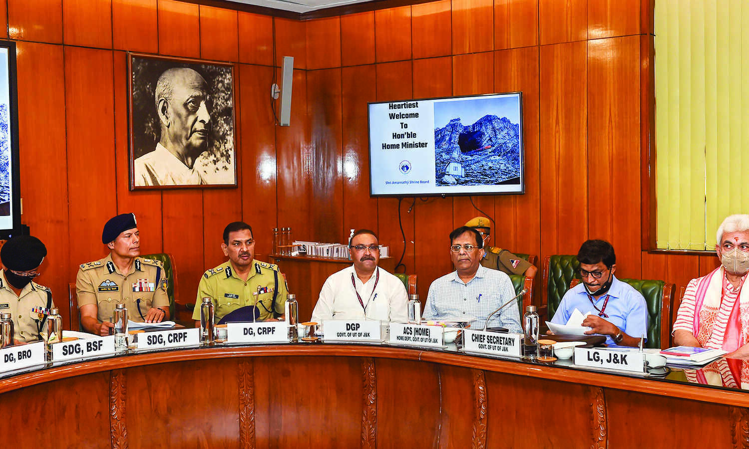 Amit Shah reviews J&K security; takes stock of Amarnath Yatra preparations