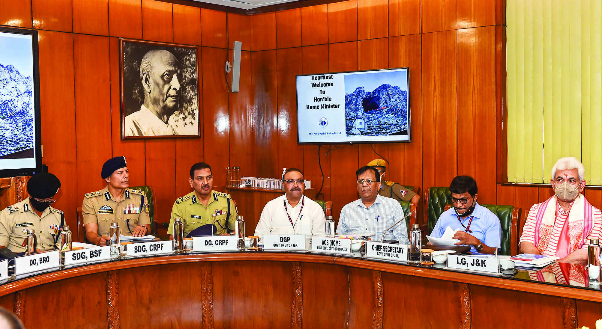 Amit Shah reviews J&K security; takes stock of Amarnath Yatra preparations