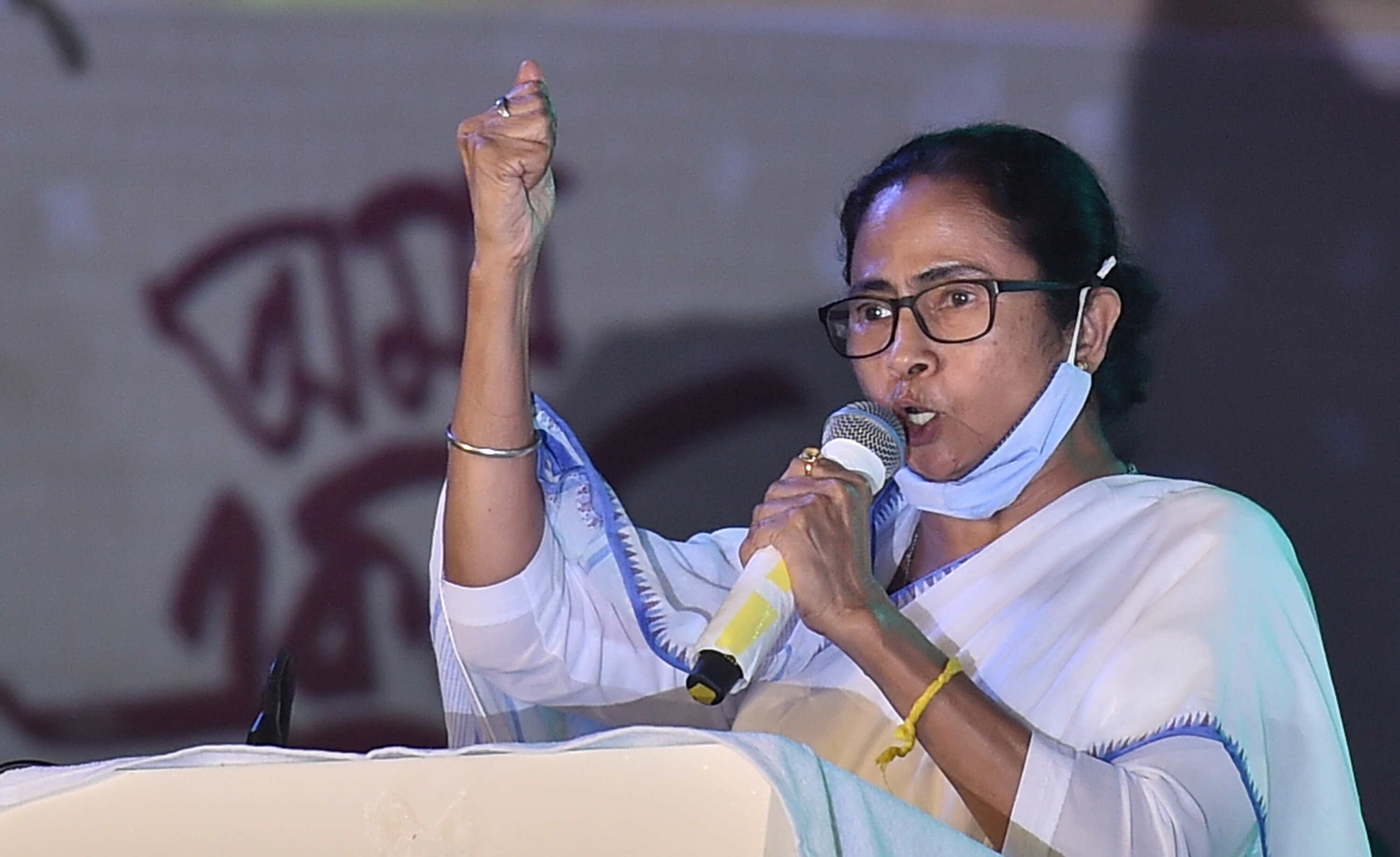 Mamata pans Centre for fuel, gas price hike Mamata pans Centre for fuel, gas price hike