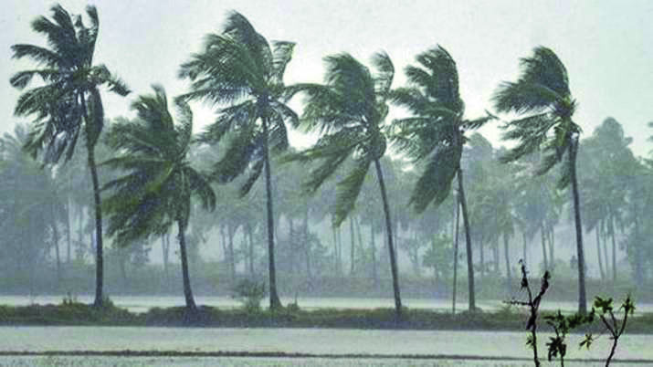 Cooch Behar: Cyclonic storm damages houses in Dinhata