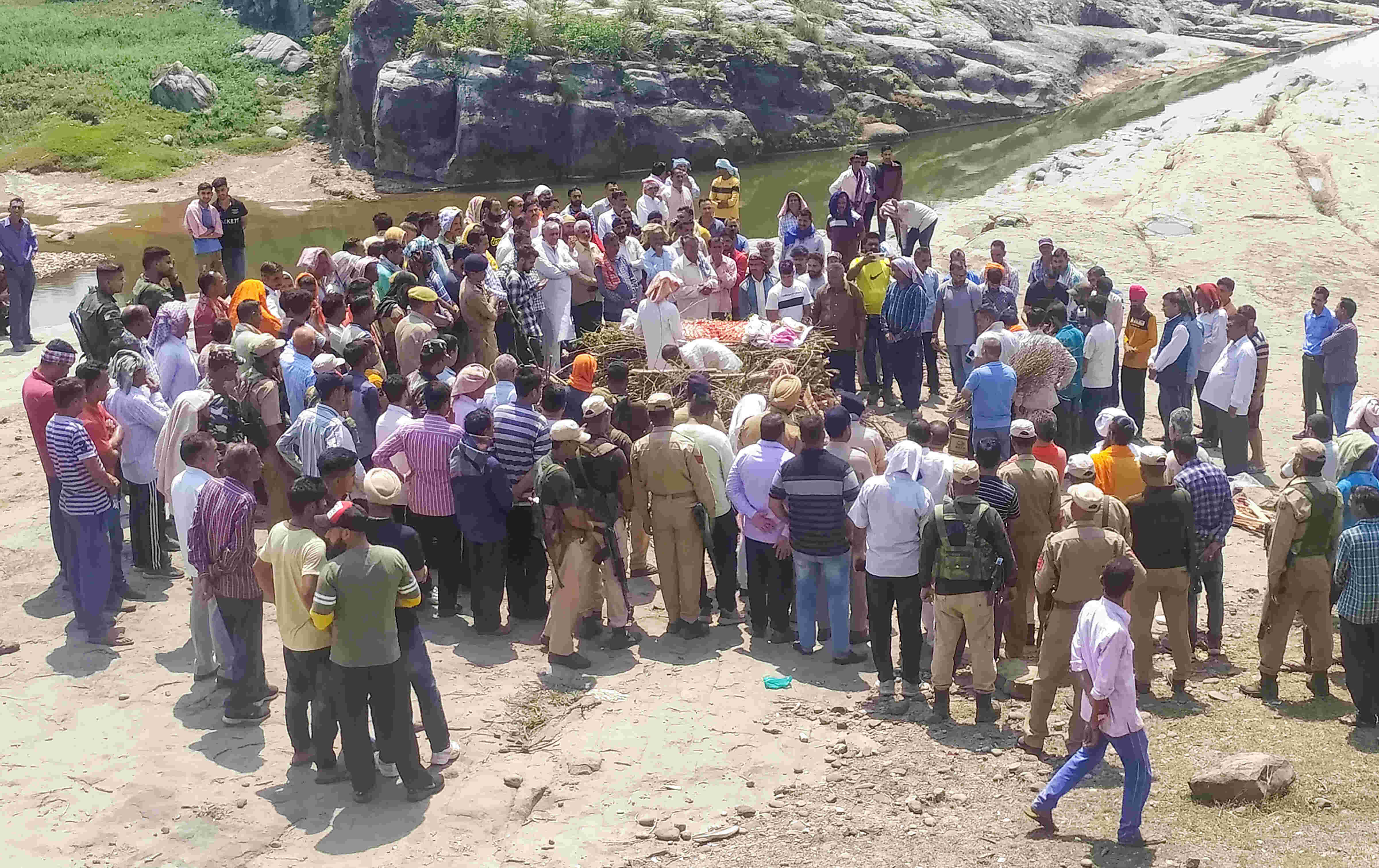 Our lone breadwinner snatched: Family of liquor shop employee killed in Baramulla grenade attack Our lone breadwinner snatched: Family of liquor shop employee killed in Baramulla grenade attack
