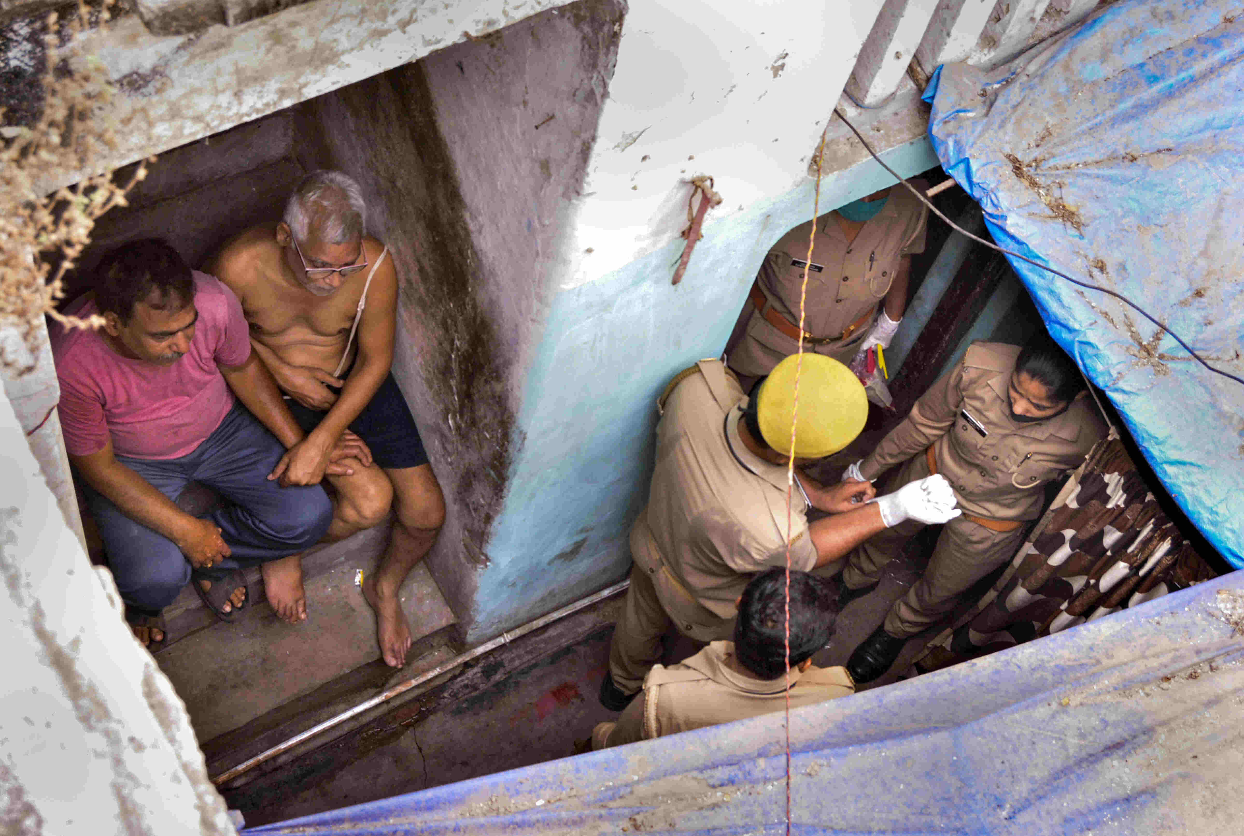 UP: Newly-wed couple murdered in sleep UP: Newly-wed couple murdered in sleep