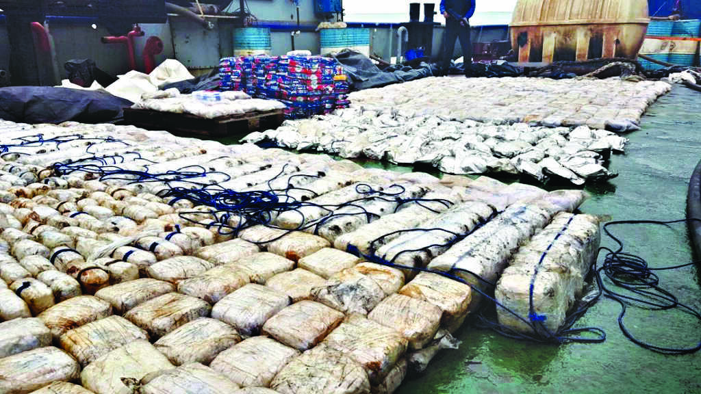 DRI, ICG intercept 218 kgs heroin off Lakshadweep coast DRI, ICG intercept 218 kgs heroin off Lakshadweep coast