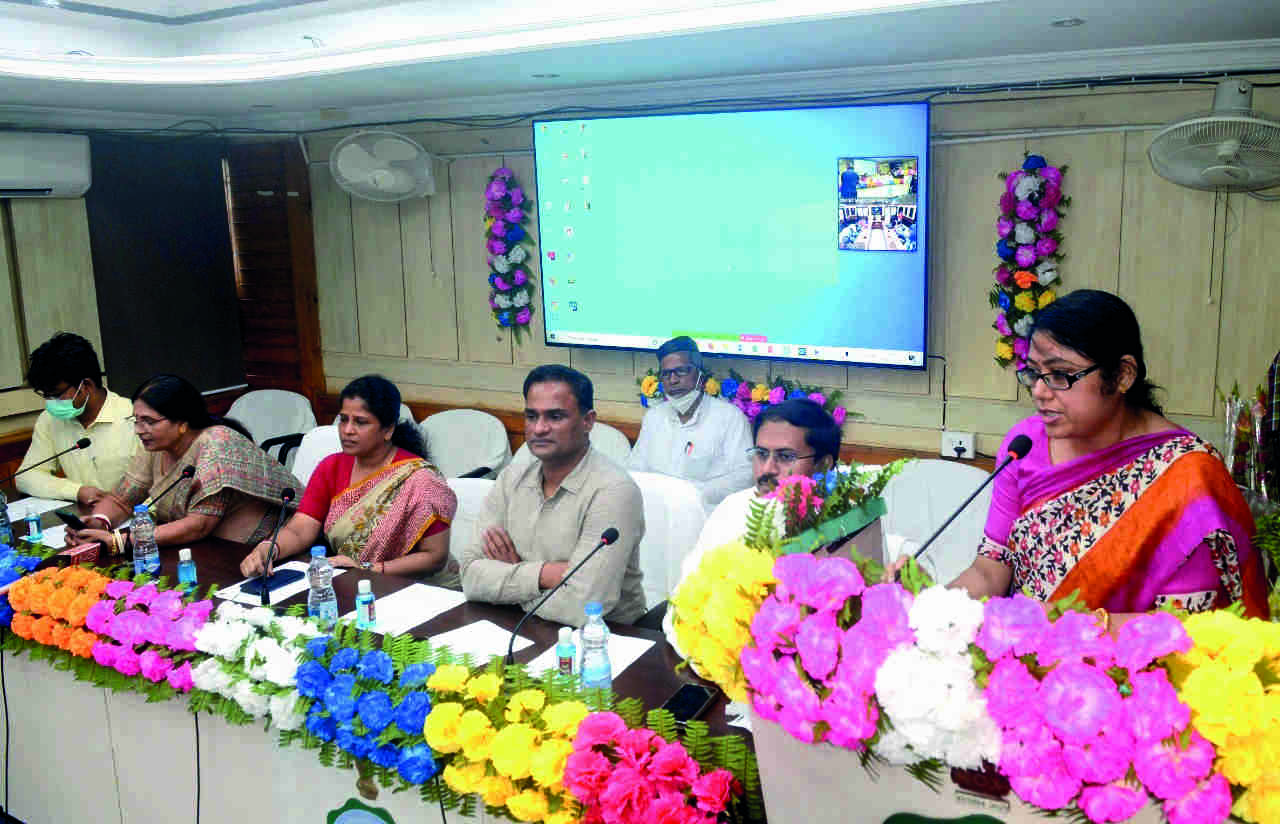 Women from SHGs to be involved in facilitating land-related issues