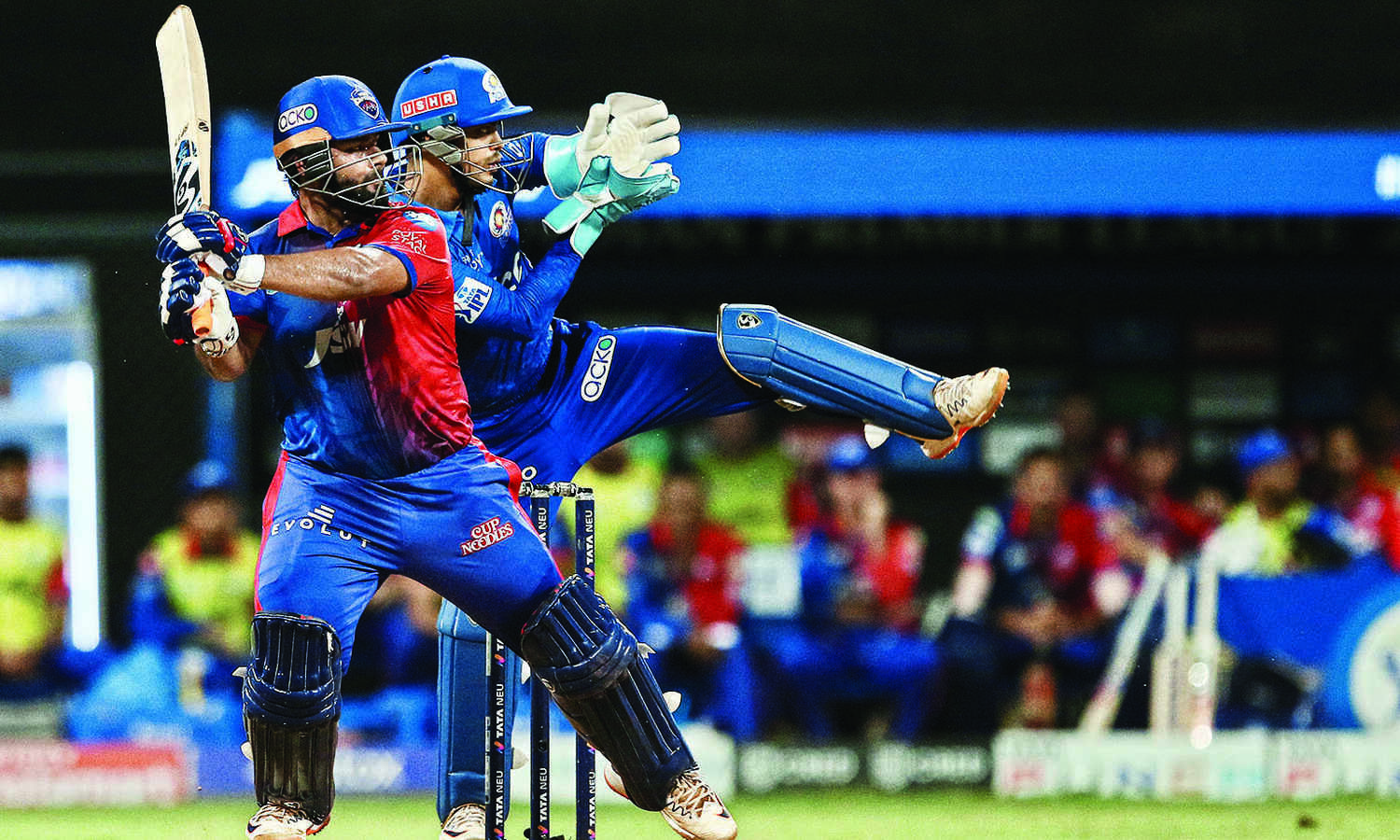 Bumrah shines but Capitals manage 159/7 against Mumbai