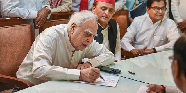 Kapil Sibal announces exit from Cong, files RS nomination as SP-backed Independent Kapil Sibal announces exit from Cong, files RS nomination as SP-backed Independent