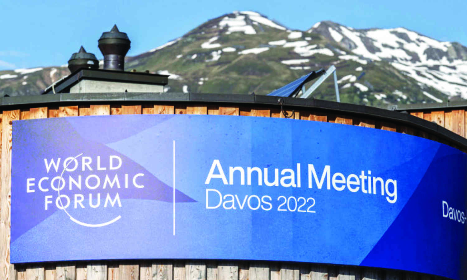 WEF calls for recreating a win-win world as annual Davos meet ends