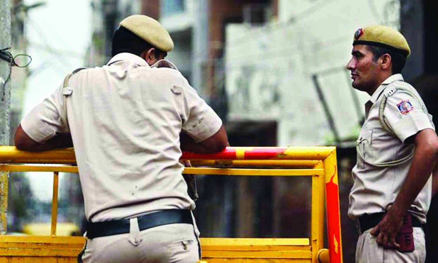 Cops arrest 21-yr-old man, apprehend five juveniles for sexually assaulting a minor