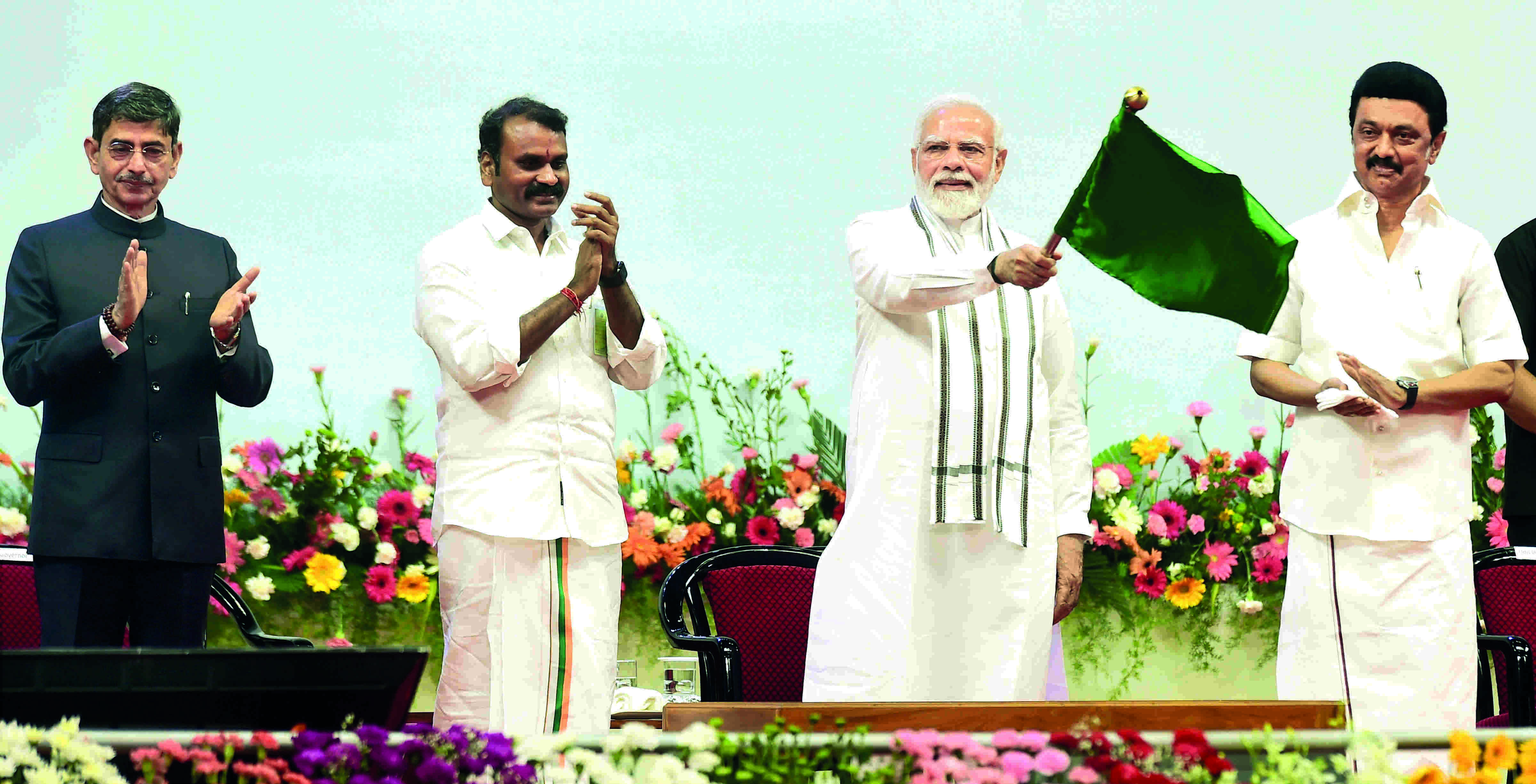 Modi unveils slew of projs in TN, Stalin harps on Dravidian model Modi unveils slew of projs in TN, Stalin harps on Dravidian model