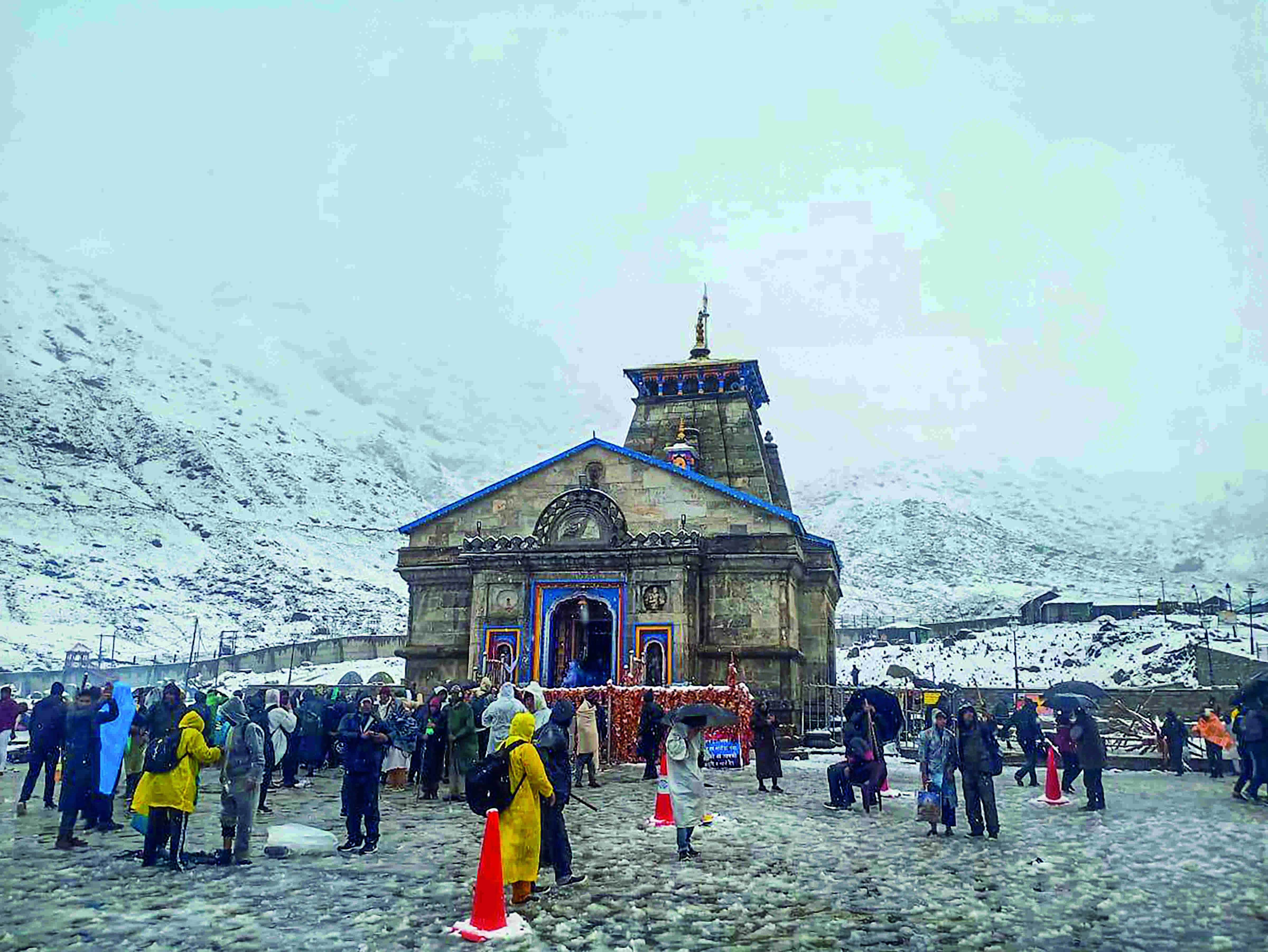 Kedarnath: 4 more pilgrims die, death toll at 41 Kedarnath: 4 more pilgrims die, death toll at 41