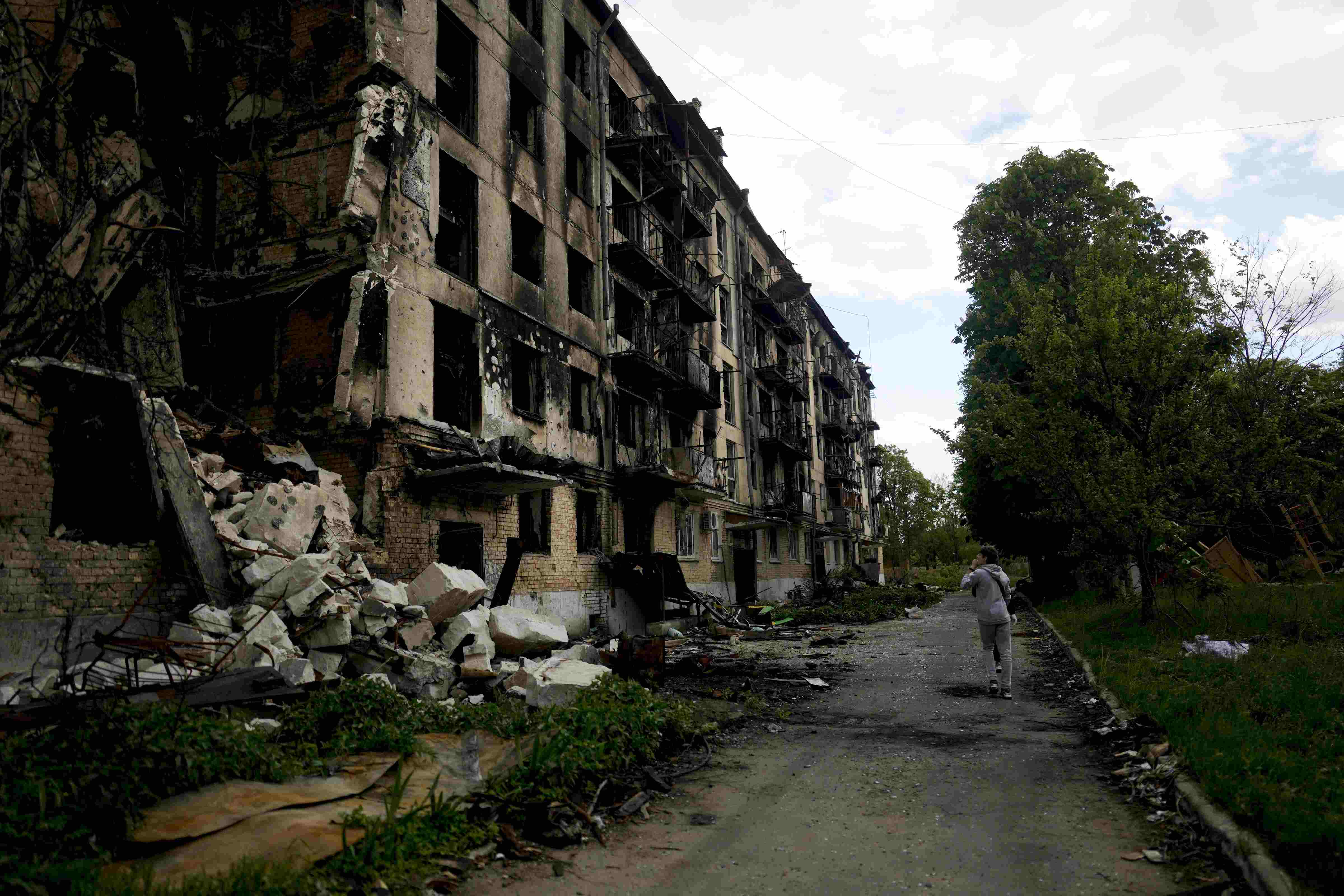 Now I am a beggar: Fleeing the Russian advance in Ukraine Now I am a beggar: Fleeing the Russian advance in Ukraine