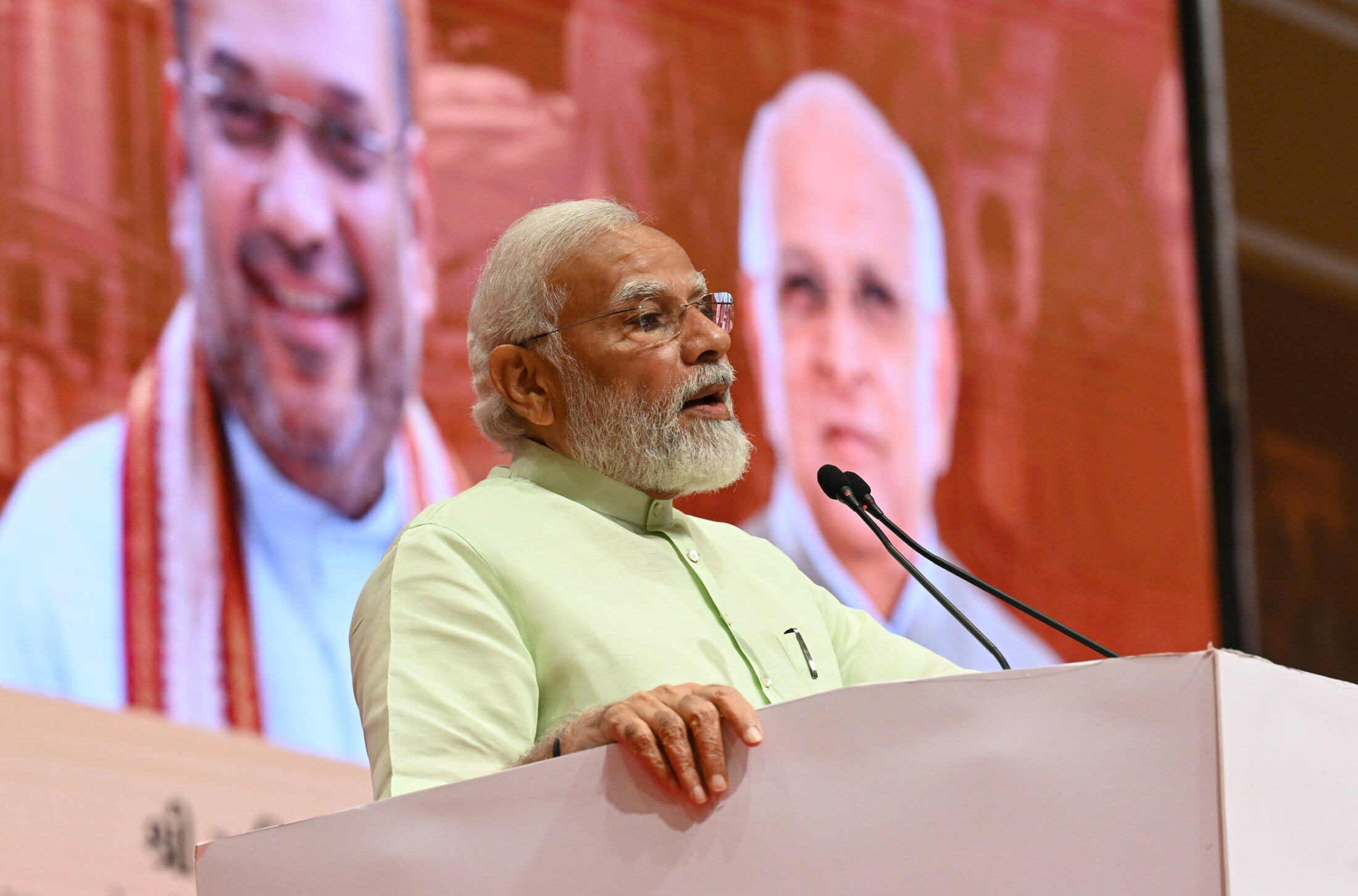 Diversity strengthens us, keeps us united: PM Modi Diversity strengthens us, keeps us united: PM Modi