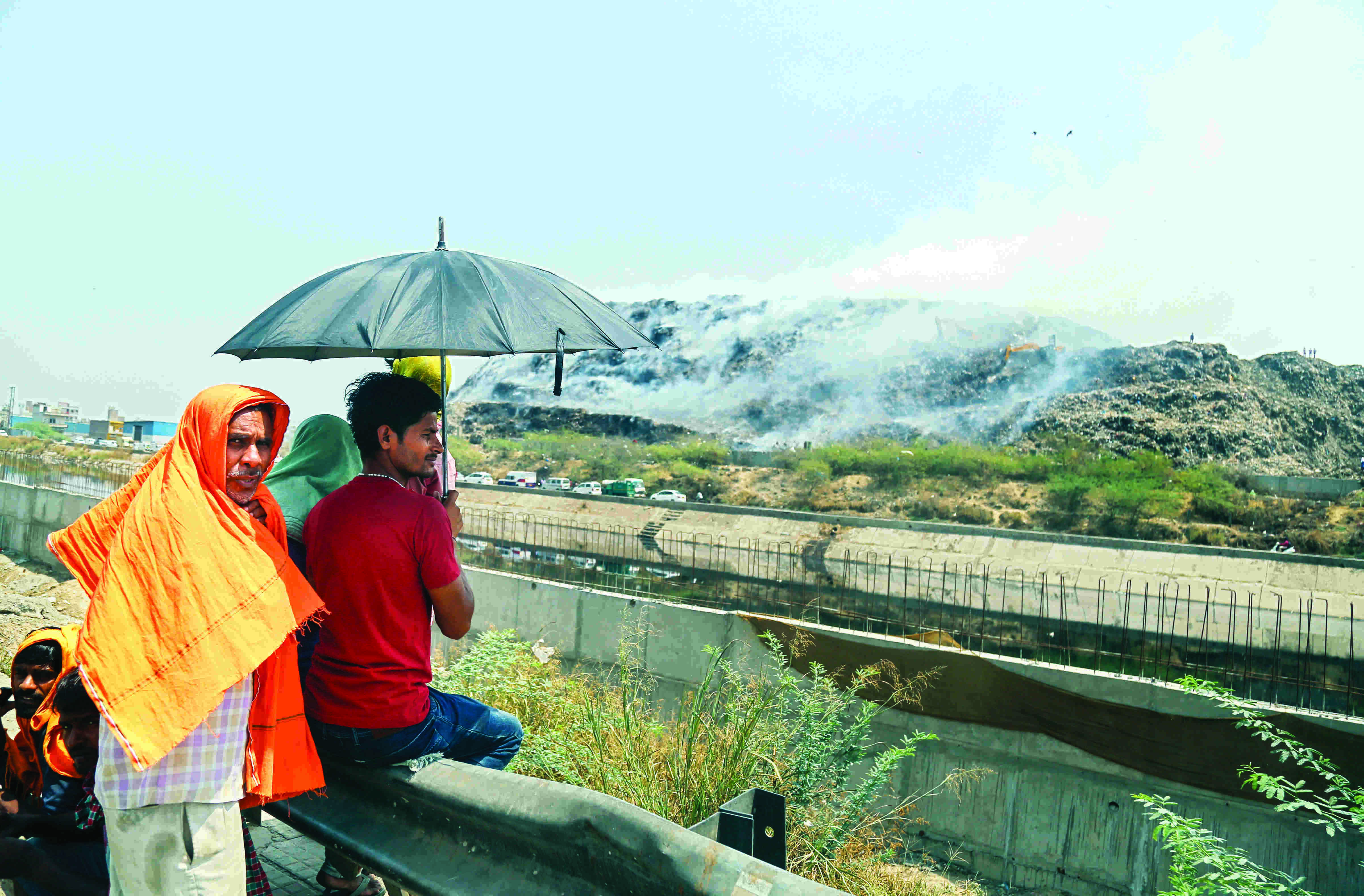 L-G to officials: Submit action plan for razing garbage mounds L-G to officials: Submit action plan for razing garbage mounds