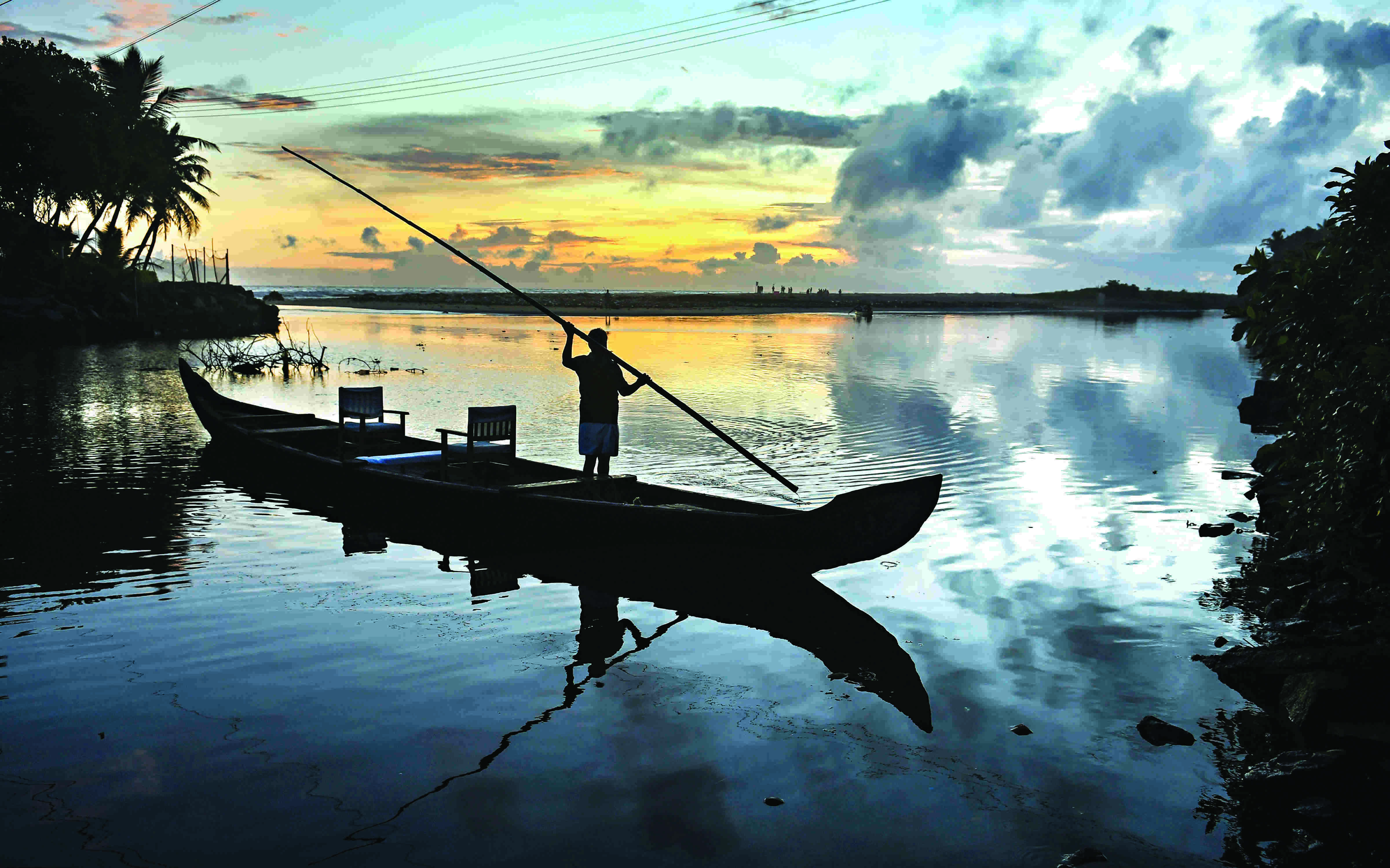 Monsoon arrives 3 days early in Kerala Monsoon arrives 3 days early in Kerala