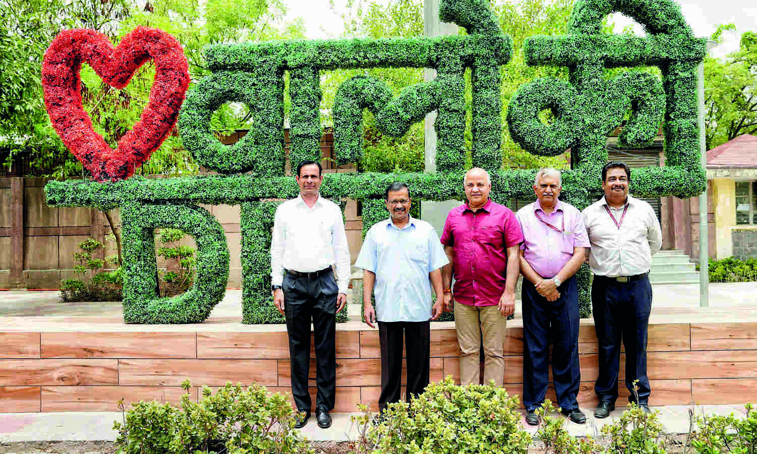 Improve greenery on European standard roads in W Delhi: CM