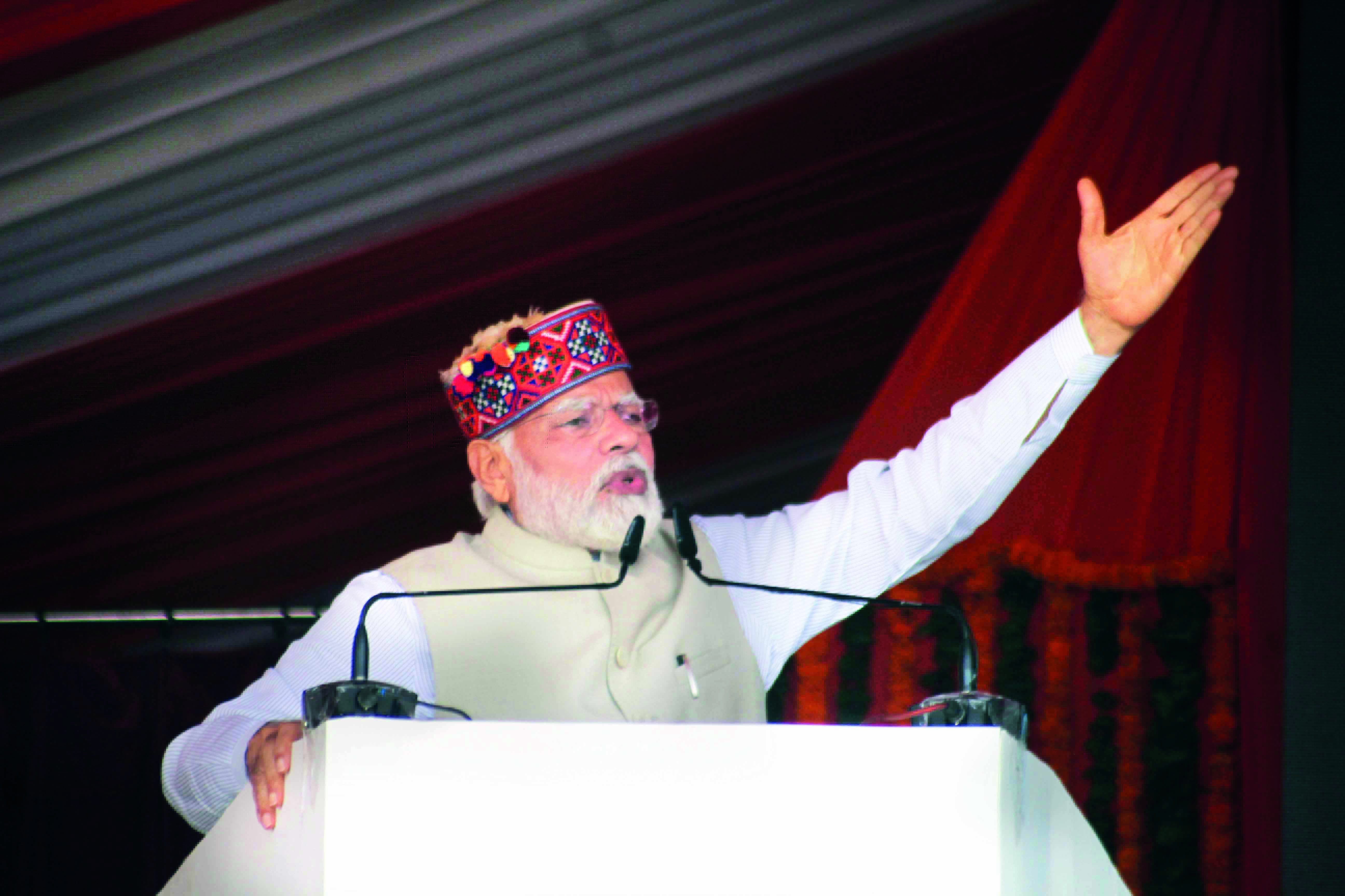 Modi says poverty in India on decline, borders fully secure Modi says poverty in India on decline, borders fully secure