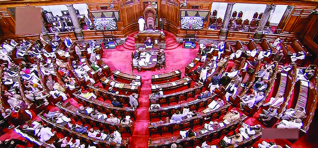 BJP banks on Independents for 4 extra seats; Cong tries to keep flock together
