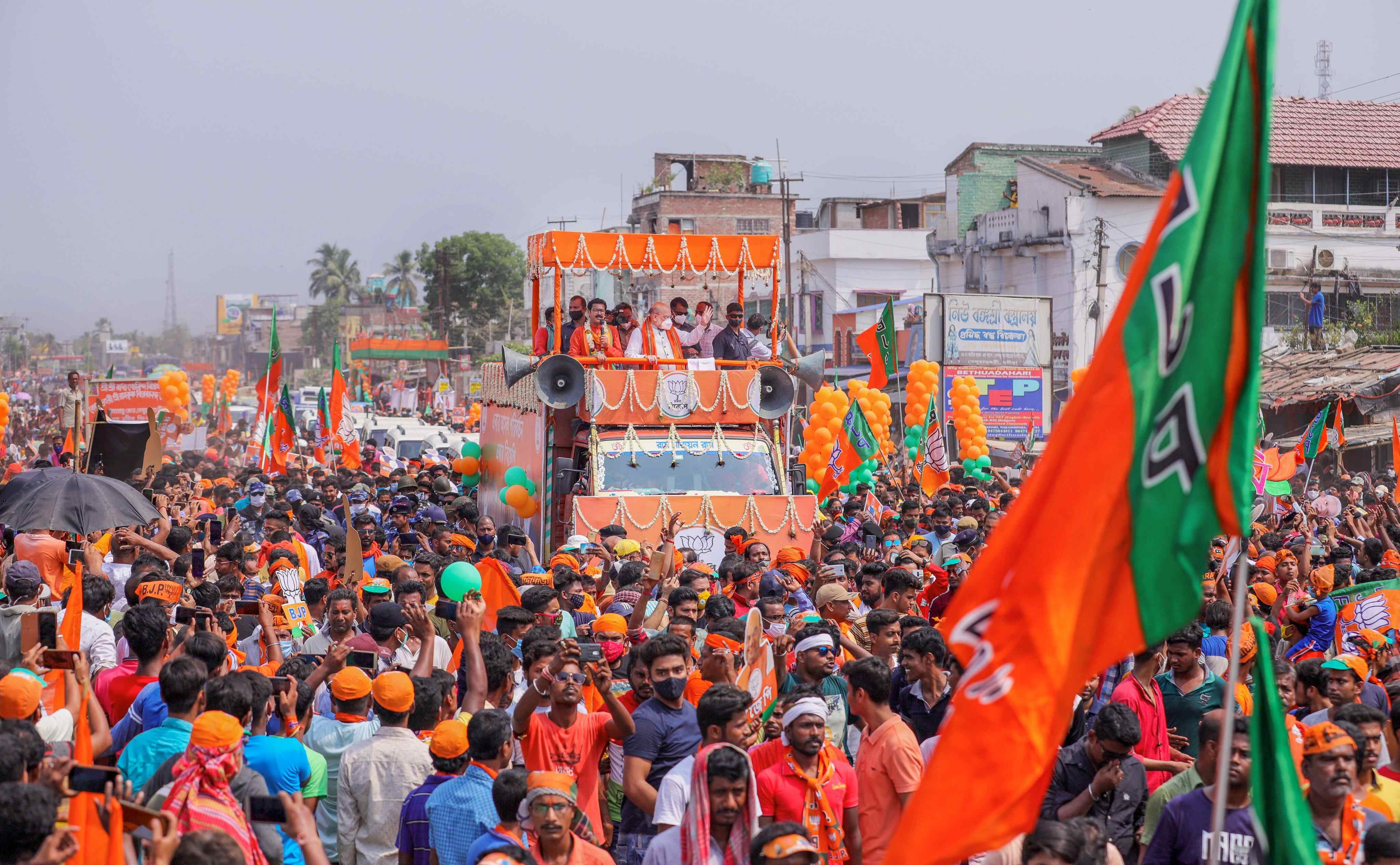 BJP forced to act against party functionaries due to pressure from other countries: Left parties BJP forced to act against party functionaries due to pressure from other countries: Left parties