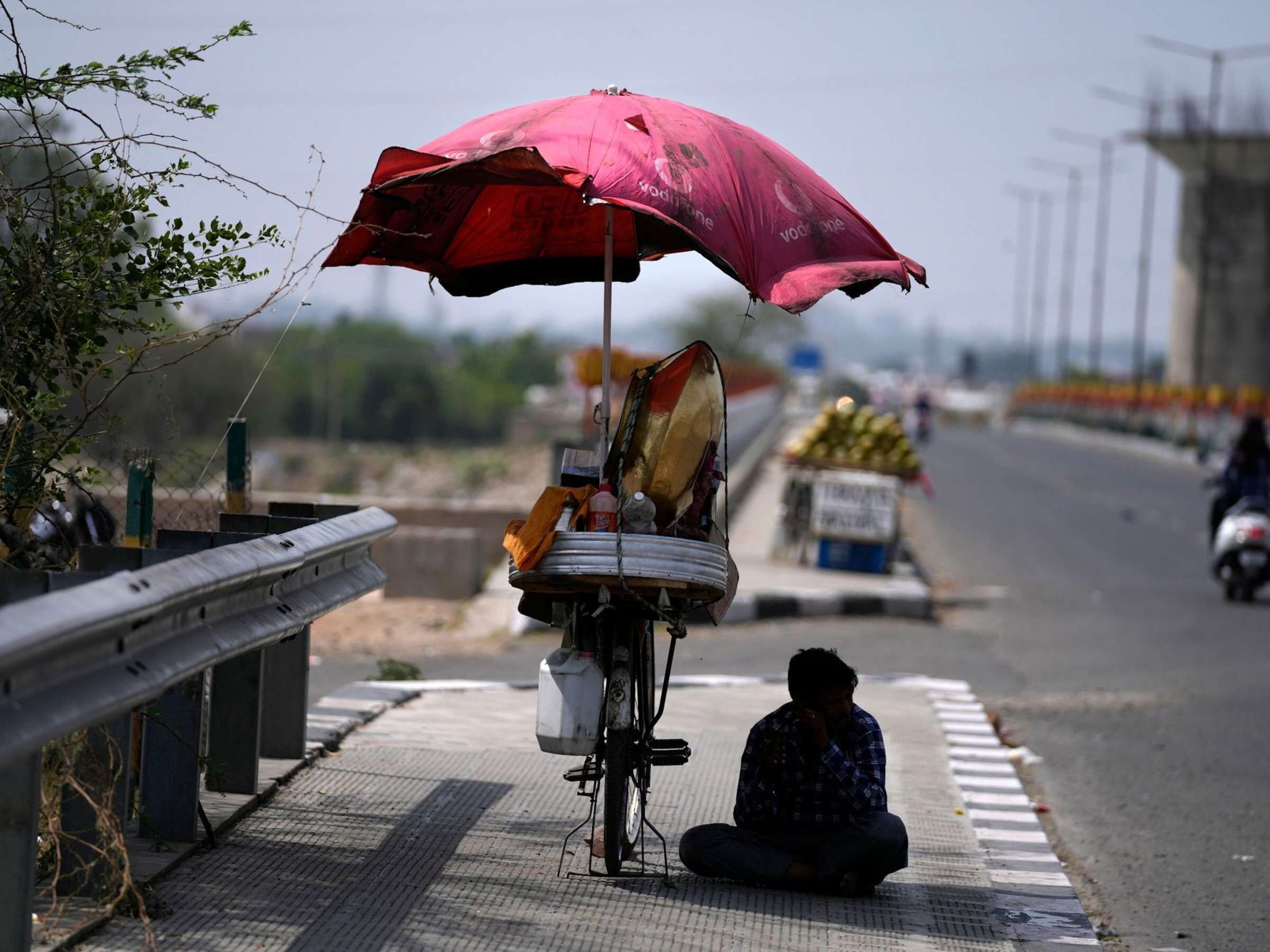 No respite from sweltering heat in city