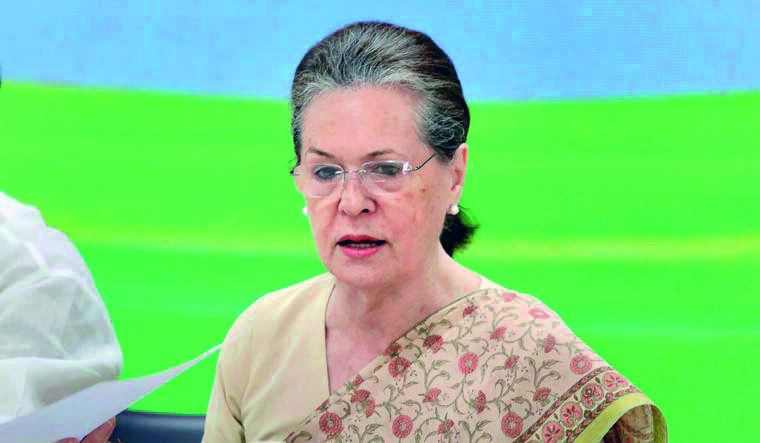 Still suffering from Covid, Sonia may not appear before ED today Still suffering from Covid, Sonia may not appear before ED today