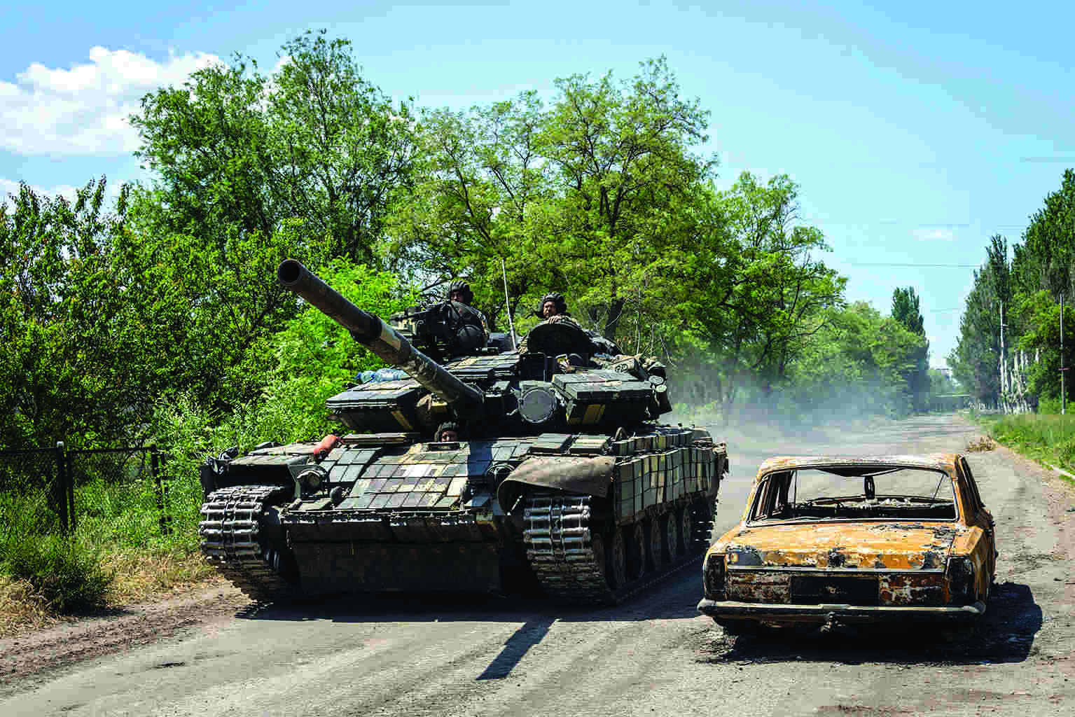 Russia deploys more troops, claims progress in east Ukraine Russia deploys more troops, claims progress in east Ukraine
