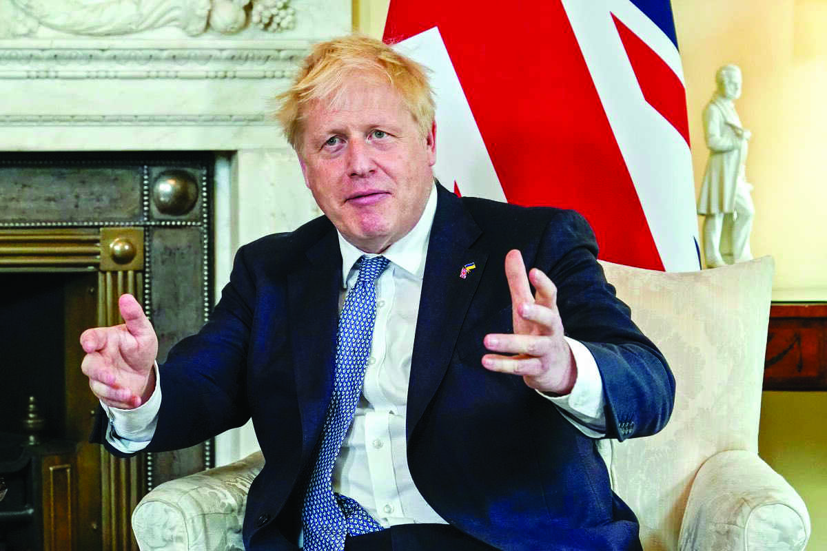 UK PM survives confidence vote UK PM survives confidence vote