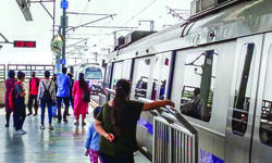 Commuters face hardship as services on Delhi Metros Violet Line affected for nearly 2 hours Commuters face hardship as services on Delhi Metros Violet Line affected for nearly 2 hours