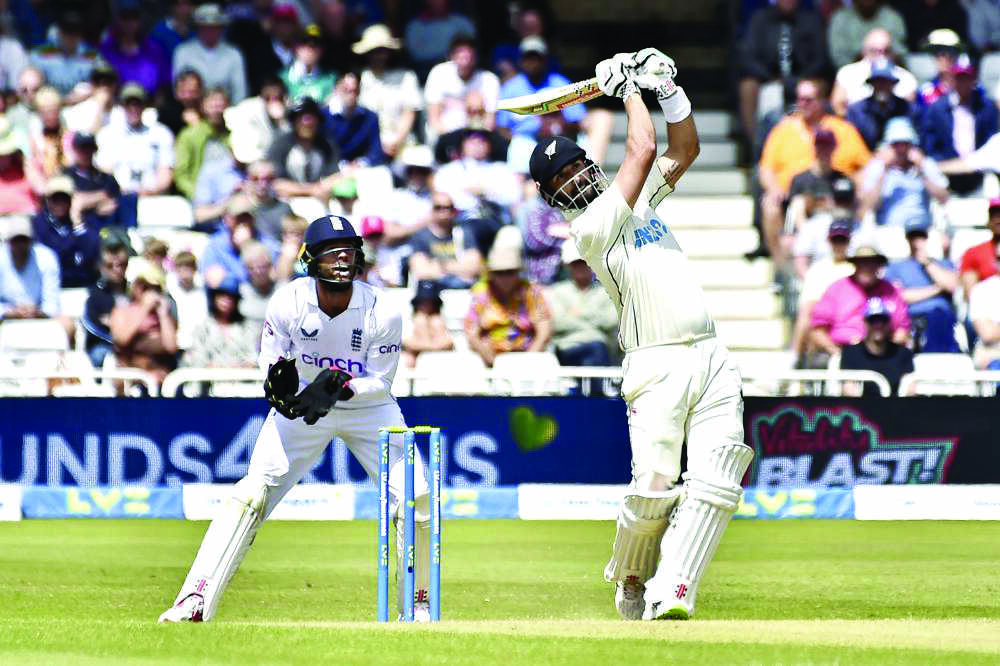 Mitchell unbeaten on 162, NZ in control at 481-5 vs England Mitchell unbeaten on 162, NZ in control at 481-5 vs England
