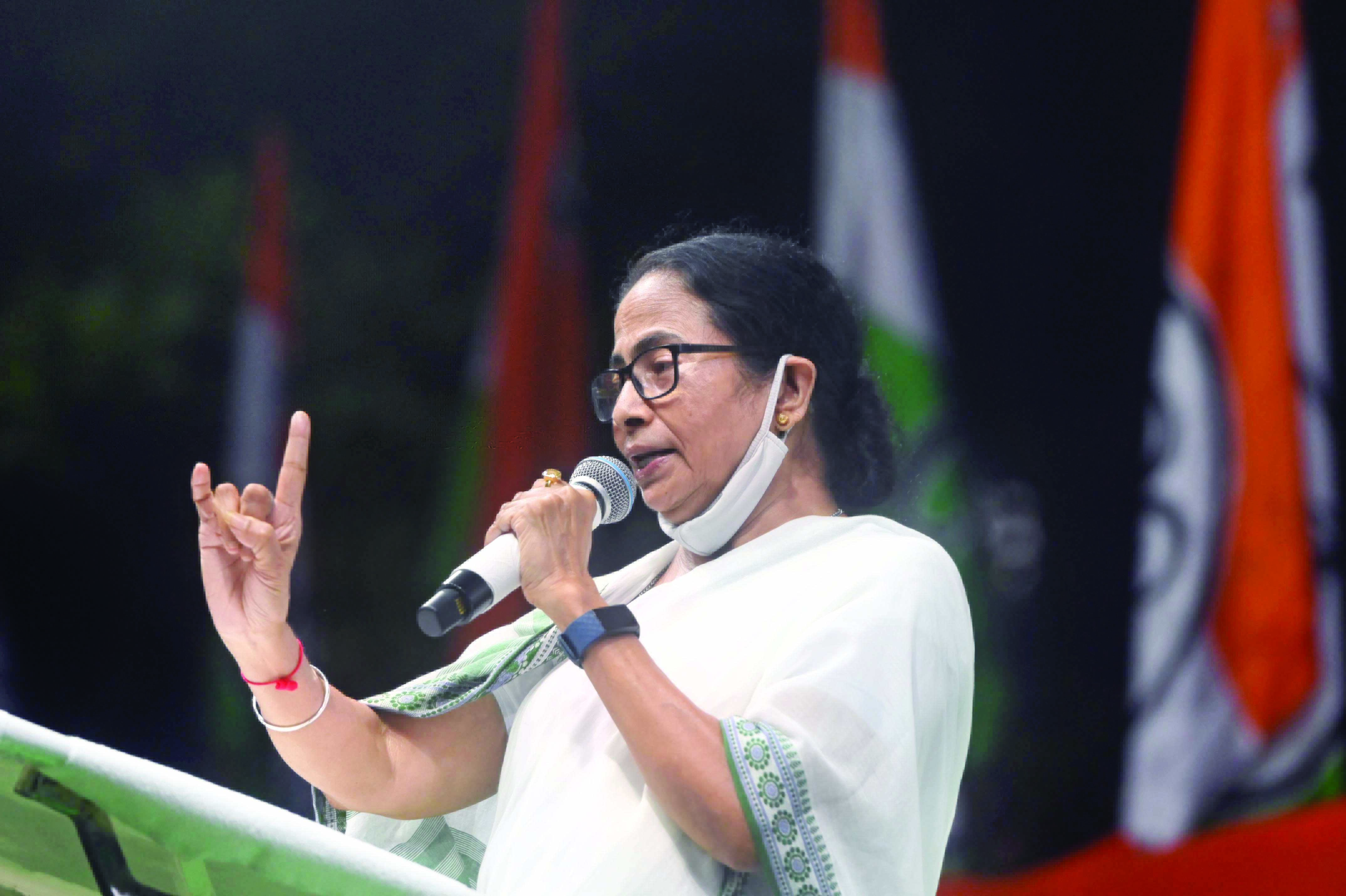 Mamata convenes meeting of Opposition leaders, CMs in Delhi
