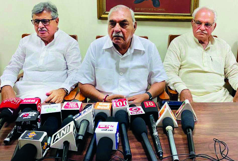 BJP govts action against Rahul Gandhi political vendetta: Hooda BJP govts action against Rahul Gandhi political vendetta: Hooda