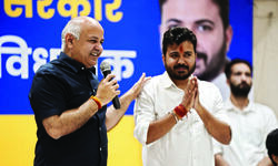 Rajinder Nagar: Choose AAP to give momentum to dev work, says Sisodia Rajinder Nagar: Choose AAP to give momentum to dev work, says Sisodia