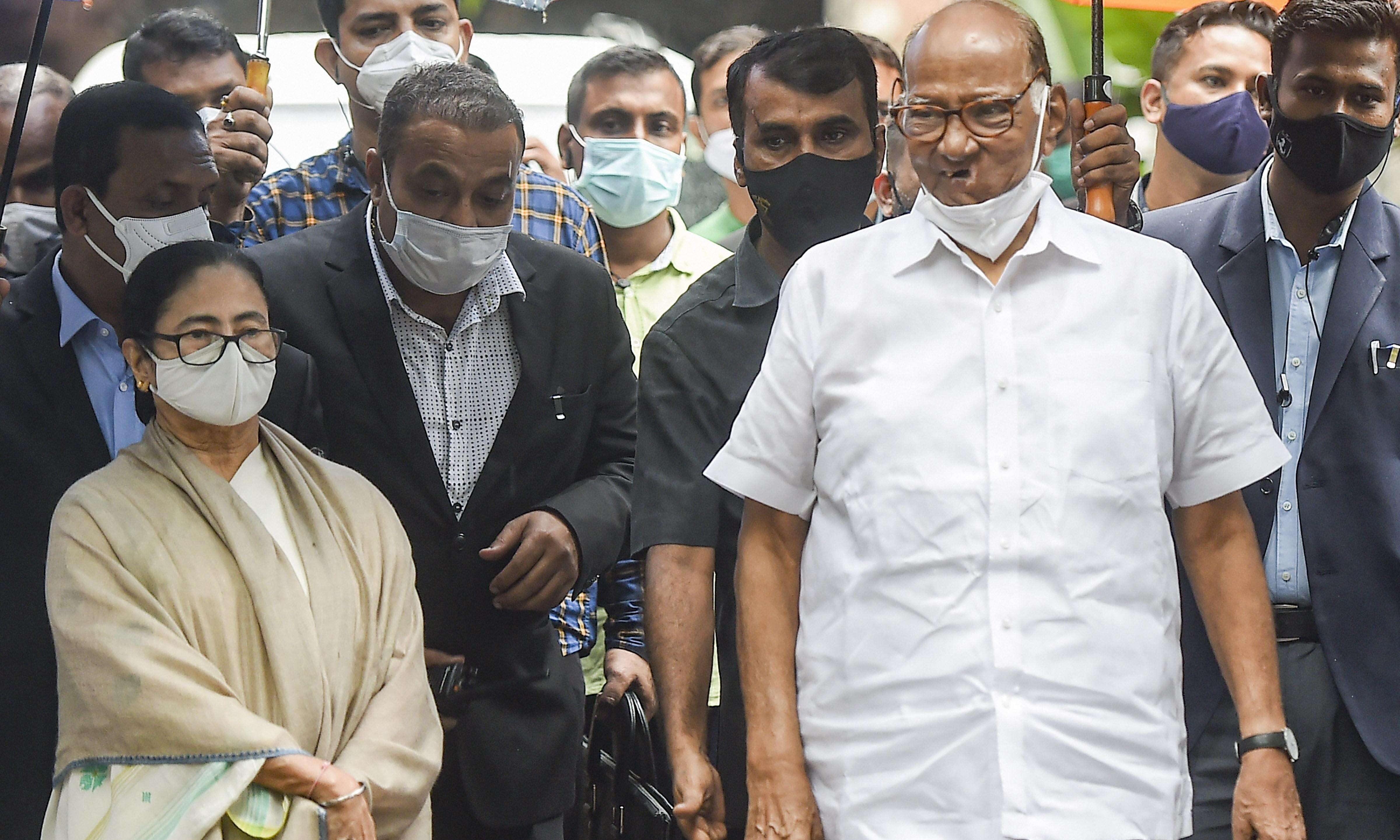 Mamata Banerjee Meets Sharad Pawar Ahead Of Big Meet On Presidential Poll Mamata Banerjee Meets Sharad Pawar Ahead Of Big Meet On Presidential Poll