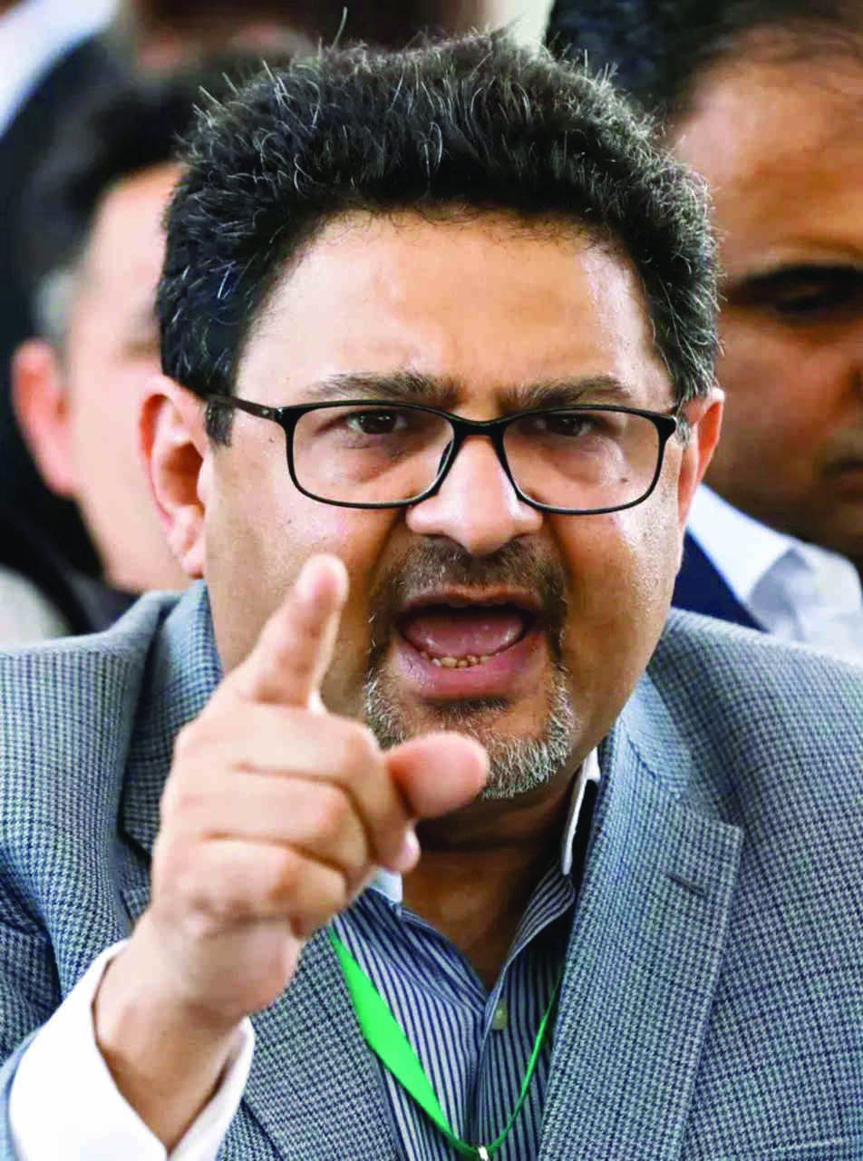 Pakistan finance minister warns of default if fuel subsidies not abolished