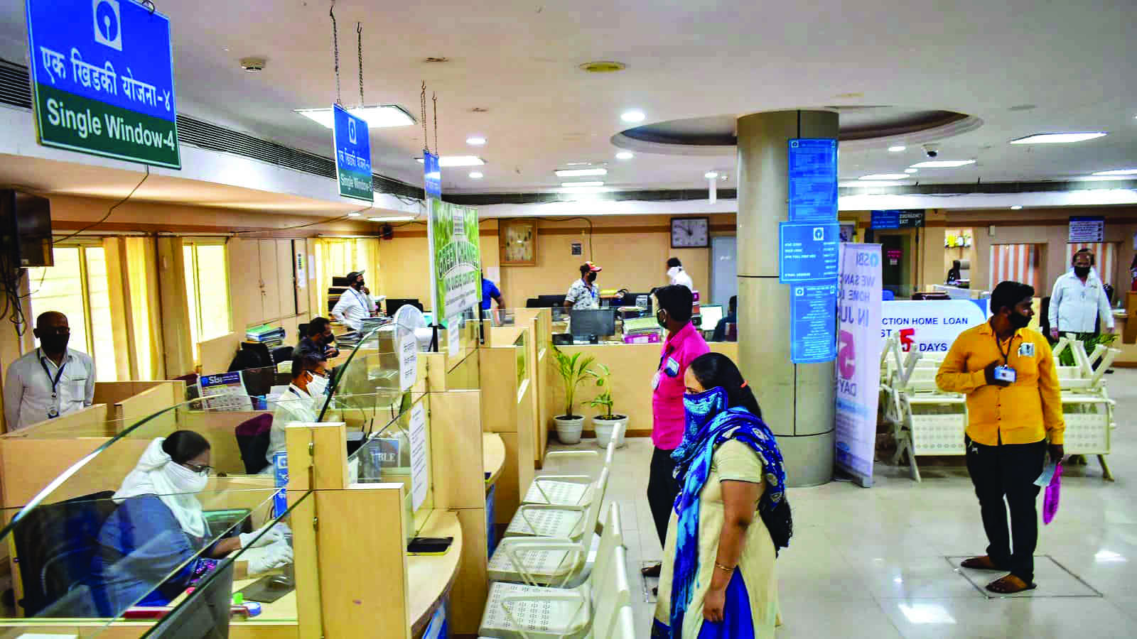 SBI hikes deposit, lending rates SBI hikes deposit, lending rates