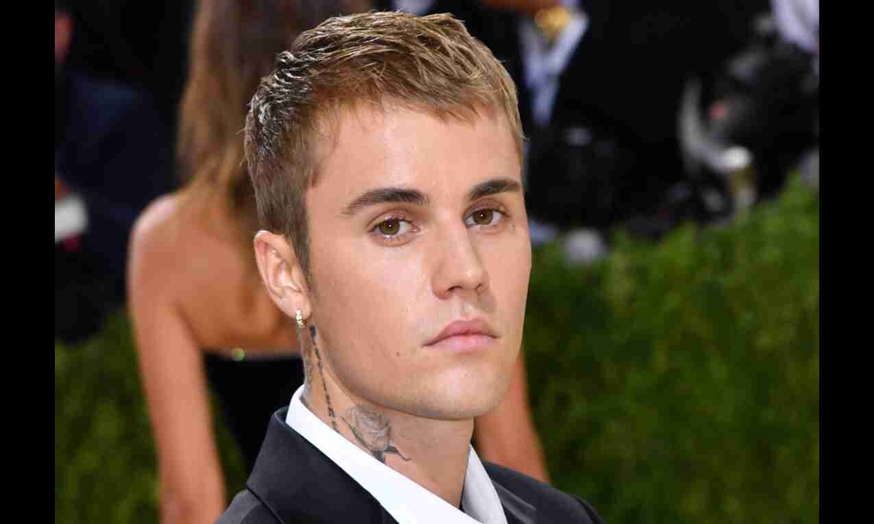 Justin Bieber shares an update on his facial paralysis