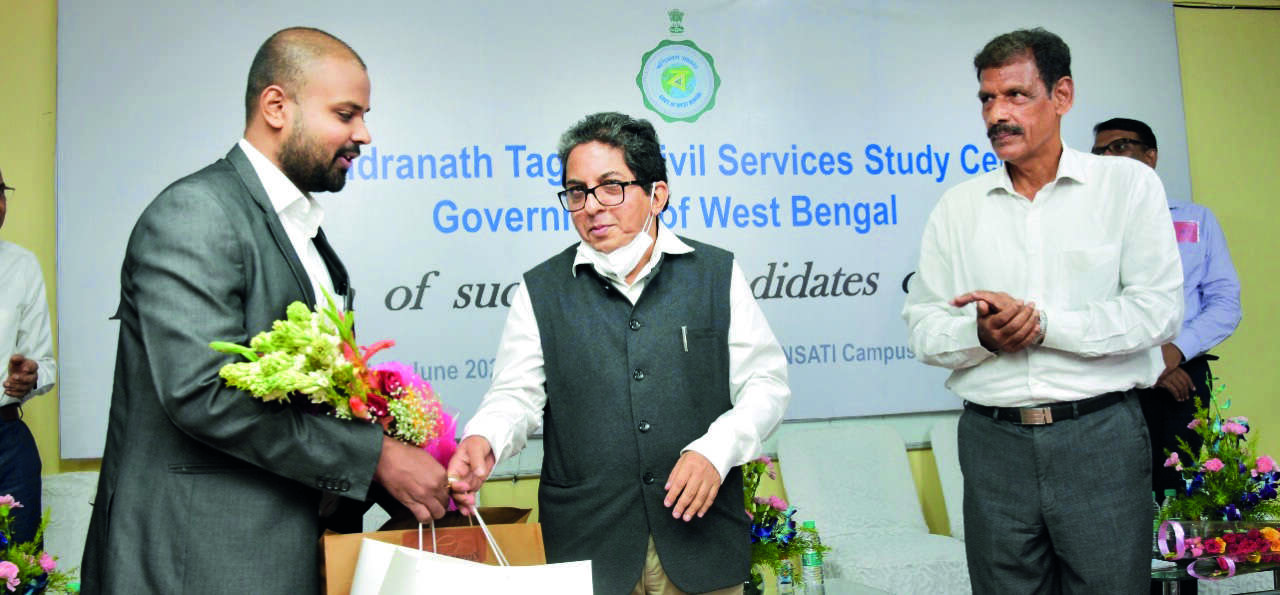 All Indian Civil Services Examination toppers from Bengal felicitated All Indian Civil Services Examination toppers from Bengal felicitated
