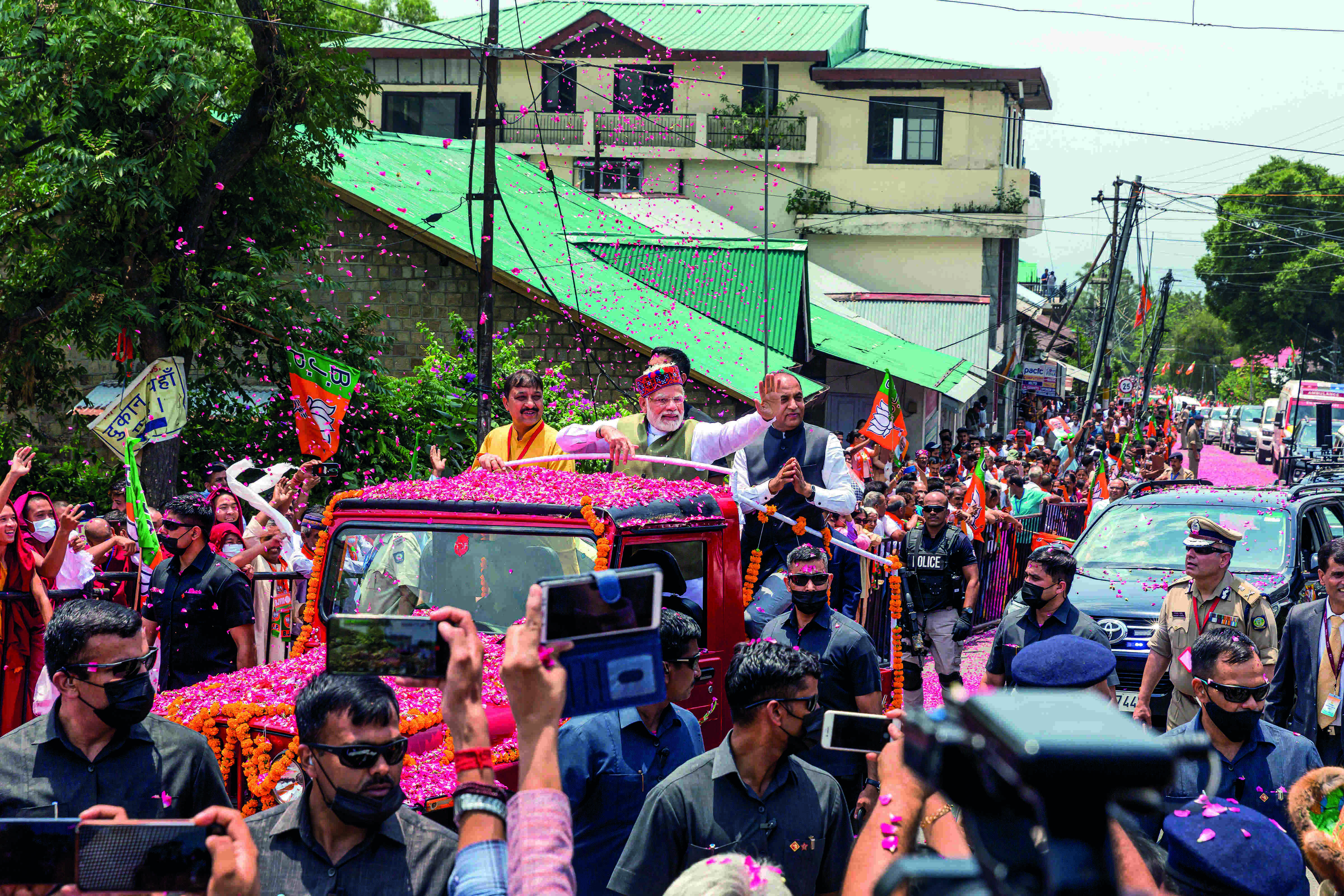 PM Modi holds mega road show in HPs Dharamshala PM Modi holds mega road show in HPs Dharamshala