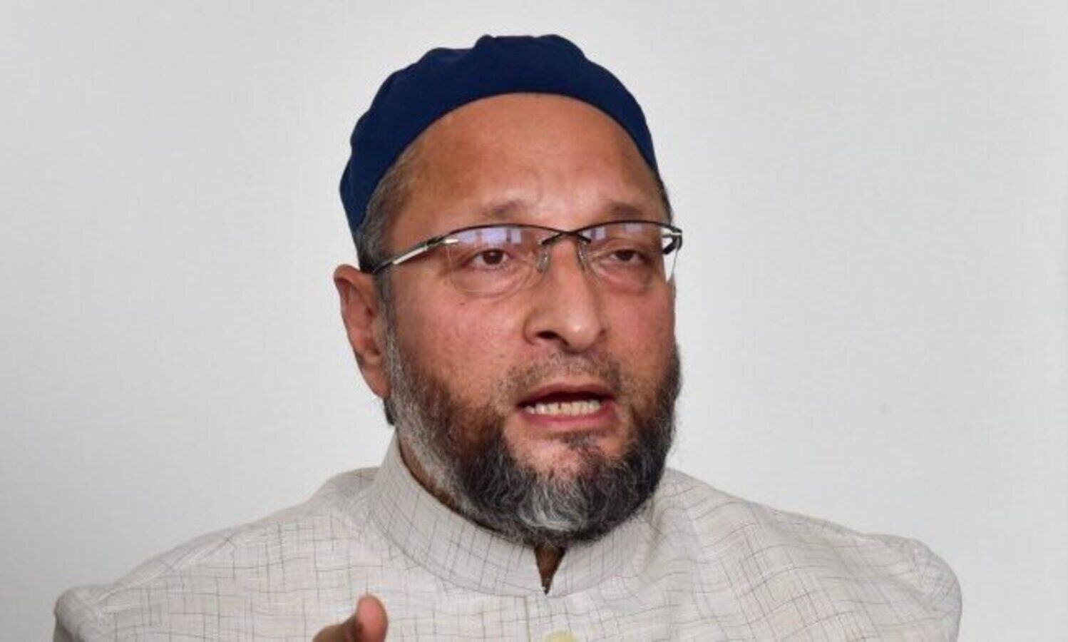 Owaisi demands Nupur Sharmas arrest, says she will projected as a big leader