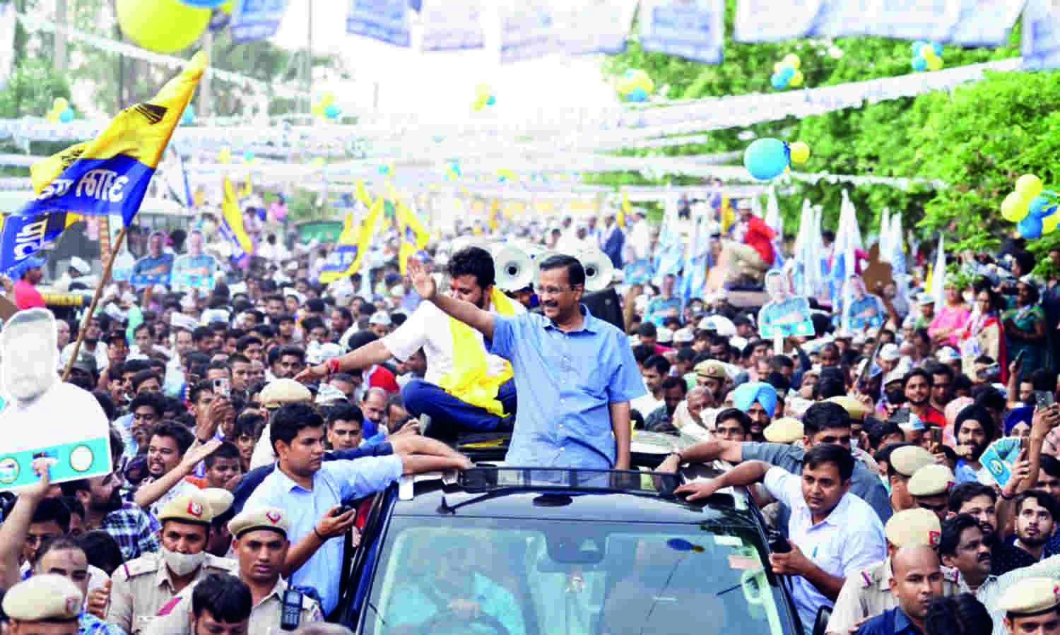 Vote for AAP if you want peace, dev; BJP can only quarrel, says Kejriwal