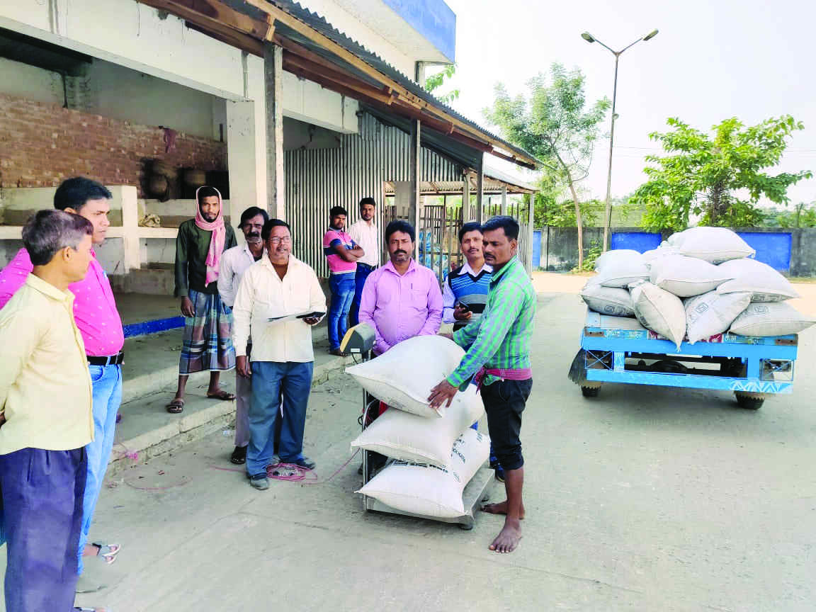 No illegality in Bengal govts Duare Ration scheme, rules Cal HC No illegality in Bengal govts Duare Ration scheme, rules Cal HC