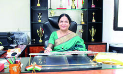 Naina Hasija to continue as officiating principal of Kalindi College till further notice, says DU Naina Hasija to continue as officiating principal of Kalindi College till further notice, says DU